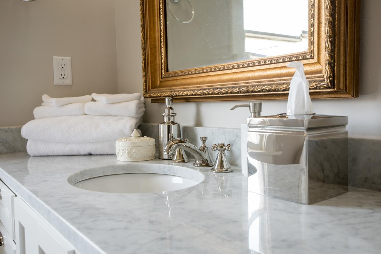 Clifton House - Observatory - King Suite, Sleeps 4, Mississippi River Views Natchez Exterior photo